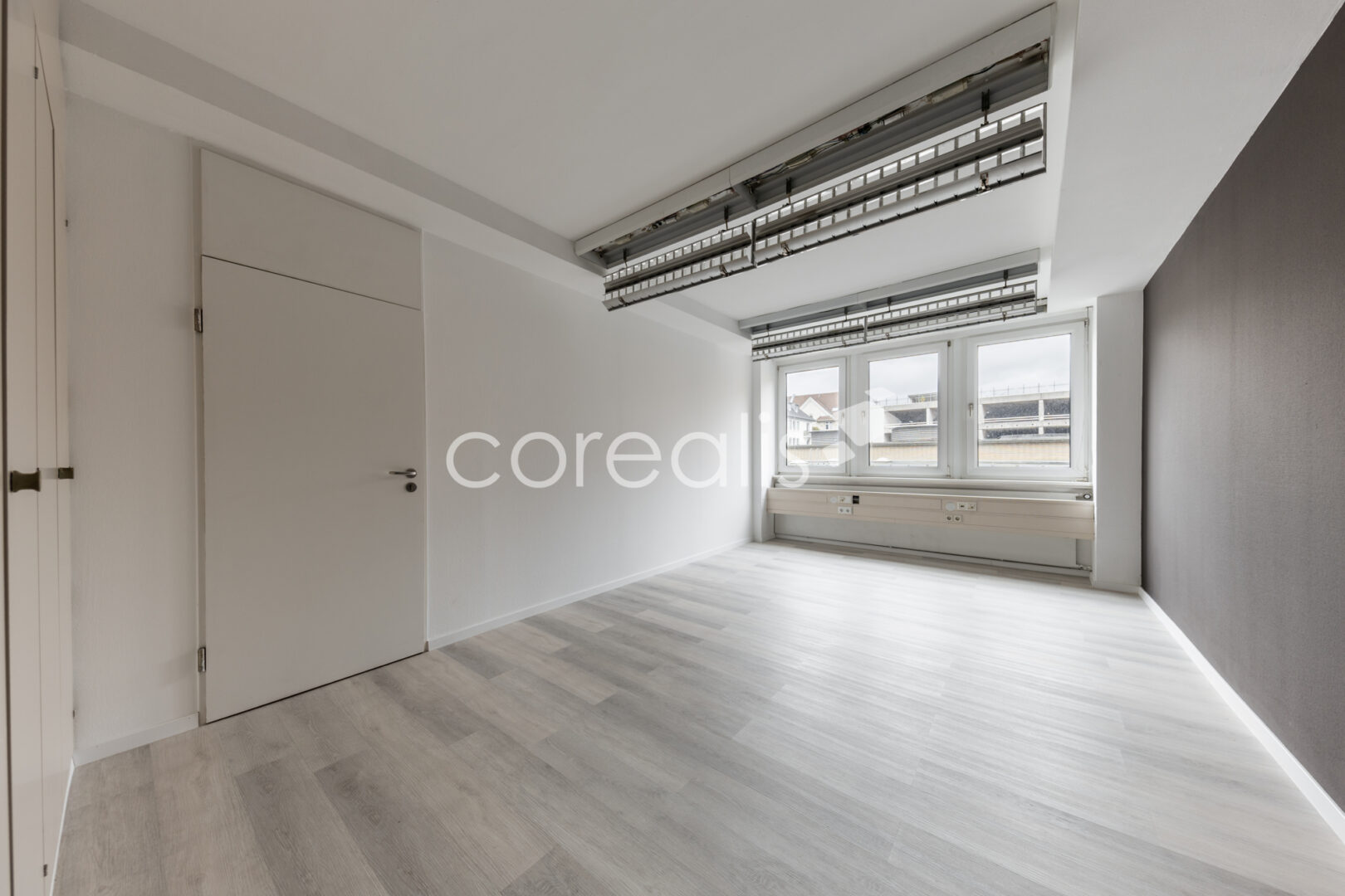 Büro 1